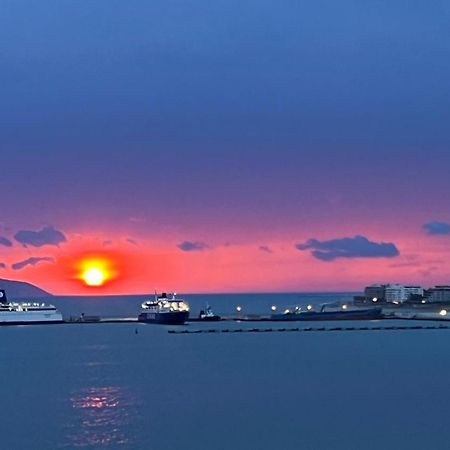 Marina Premium Hotel & Apartment Vlorë Exterior foto