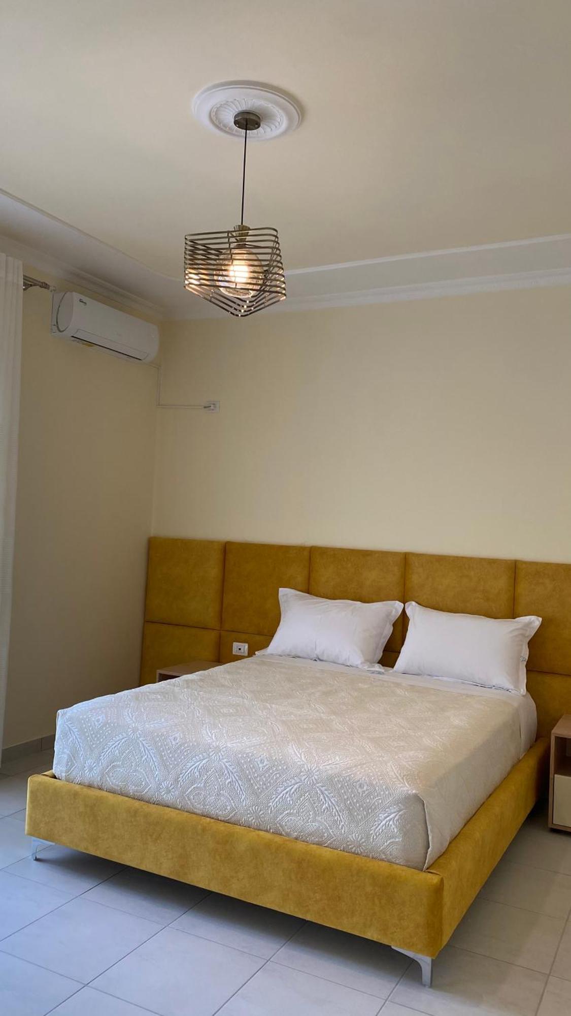 Marina Premium Hotel & Apartment Vlorë Habitación foto