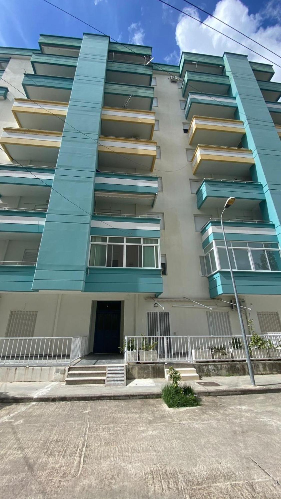 Marina Premium Hotel & Apartment Vlorë Habitación foto