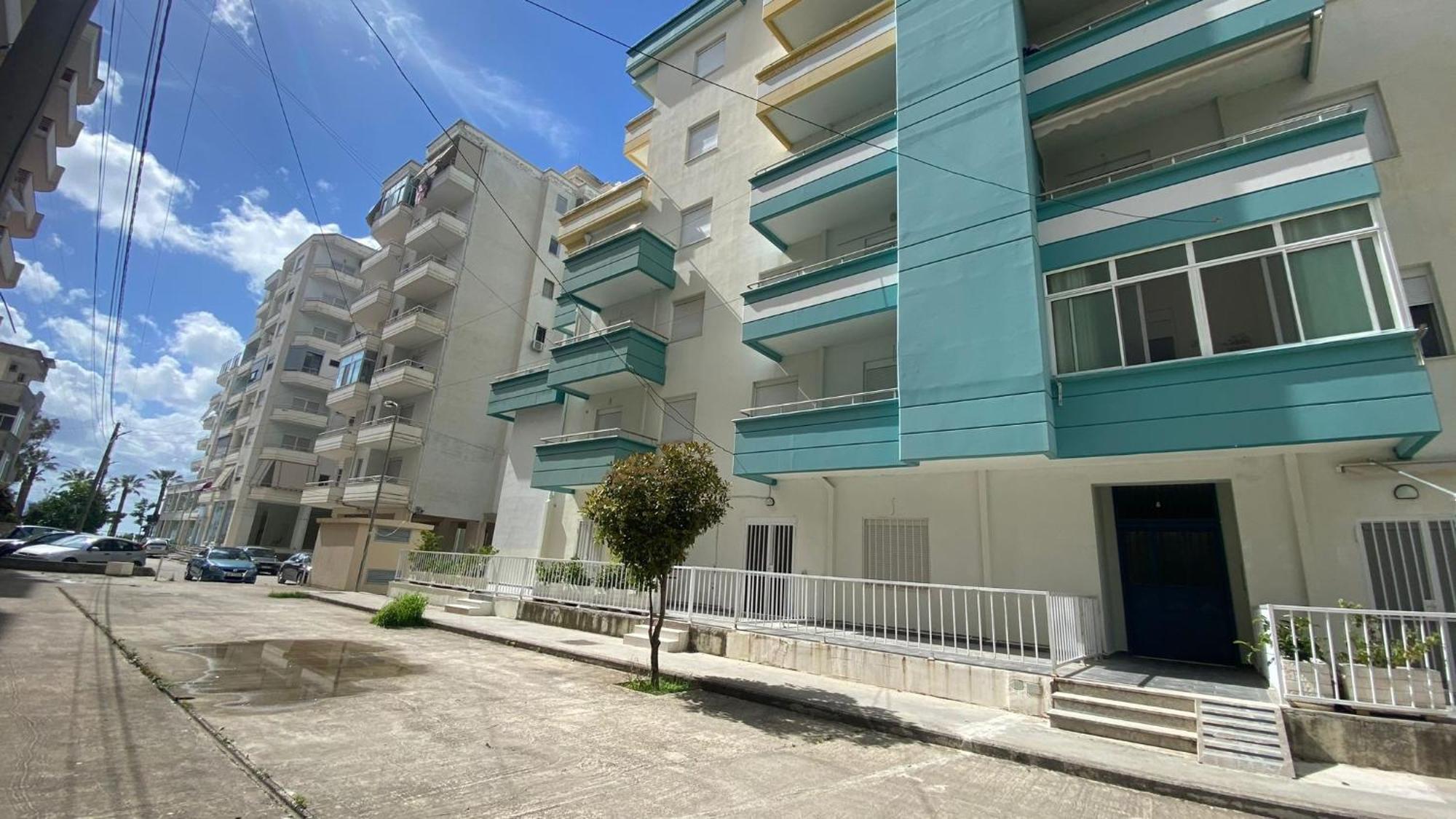Marina Premium Hotel & Apartment Vlorë Habitación foto